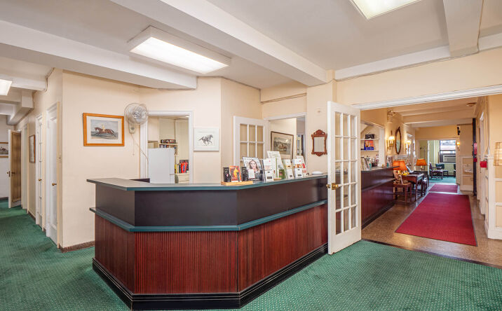 Pictures of Office property located at 115 E 61st St, New York, NY 10065 for sales - image #1