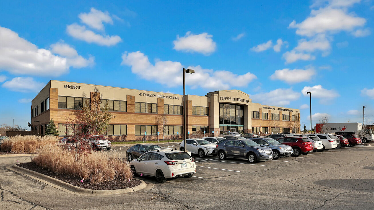 1185 Town Centre Dr, Eagan, MN 55123 | Crexi.com