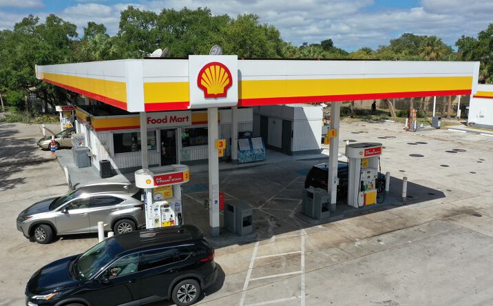 Pictures of Retail property located at 301 W Hillsboro Blvd, Deerfield Beach, FL 33441 for sales - image #1