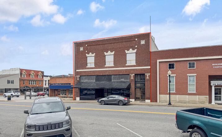 Pictures of Multifamily, Office, Retail property located at 107 E Main Cross St, Greenville, KY 42345 for sales - image #1