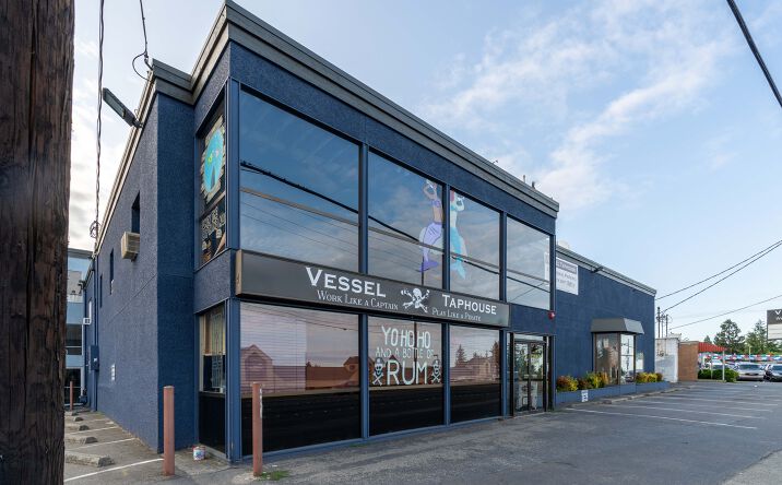Pictures of Industrial, Retail property located at 15615 Hwy 99, Lynnwood, WA 98087 for sales - image #1