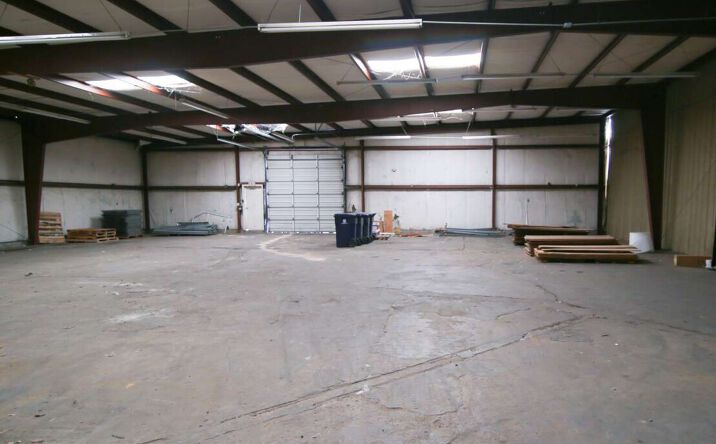 Pictures of Industrial property located at 717 SW 4th St, Oklahoma City, OK 73109 for sales - image #1