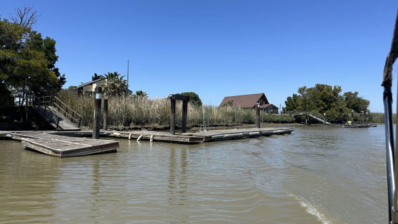 1 Pierce Ln, Benicia, CA 94510