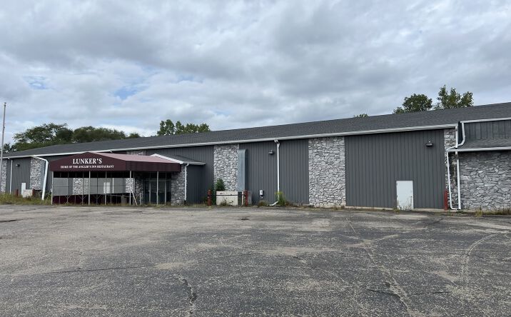 Pictures of Mixed Use, Office, Retail property located at 26296 US-12, Edwardsburg, MI 49112 for sales - image #1