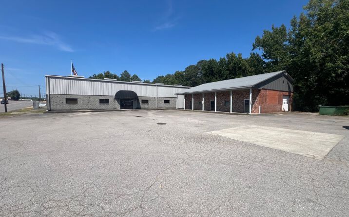 Pictures of Office property located at 431 Bankhead Hwy, Winfield, AL 35594 for sales - image #1