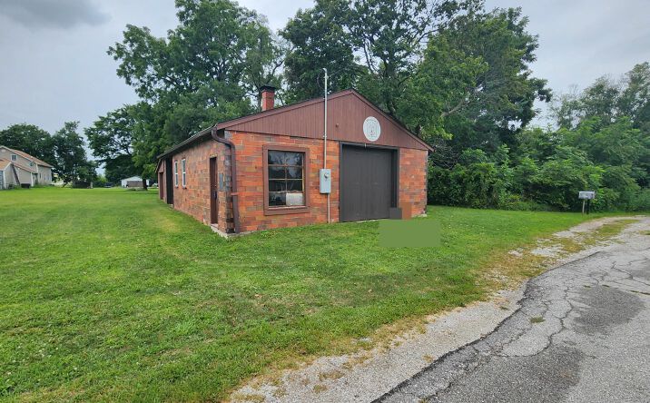 Pictures of Industrial, Office, Retail, Self Storage property located at 13420 NE 111th St, Maxwell, IA 50161 for sales - image #1