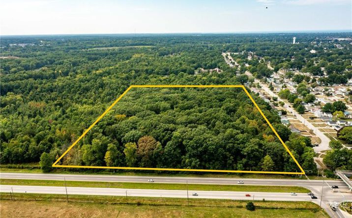 Pictures of Land property located at Grove Ave, Lorain, OH 44055 for sales - image #1