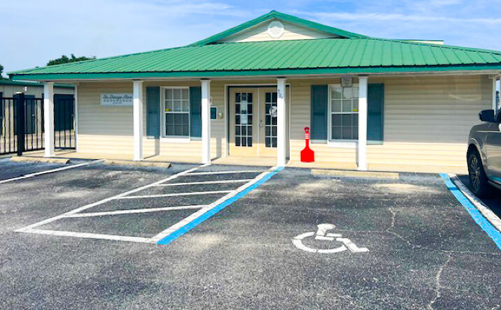 Pictures of Self Storage property located at 395 County Rd 17A W, Avon Park, FL 33825 for sales - image #1