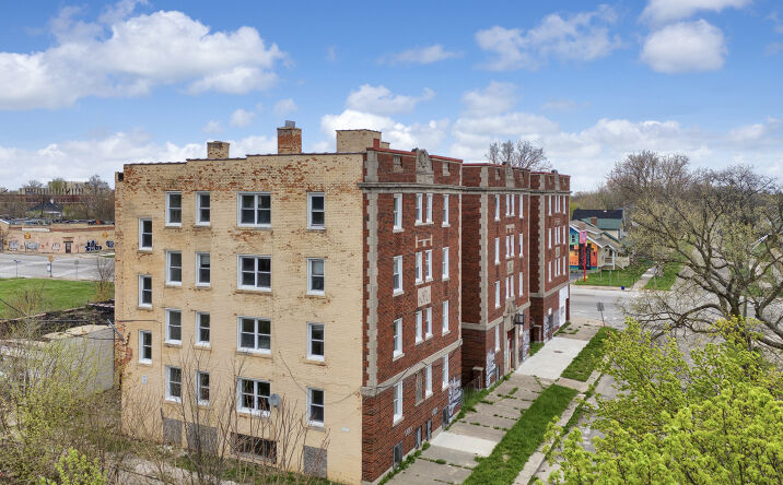 Pictures of Mixed Use, Multifamily, Retail property located at 280 Richton St, Highland Park, MI 48203 for sales - image #1