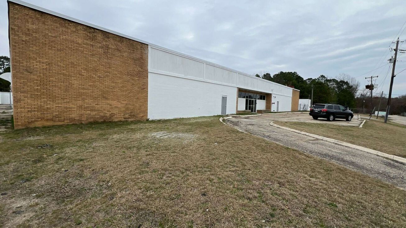 Pictures of Industrial property located at Address Not Disclosed, Fairmont, NC 28340 for sales - image #1