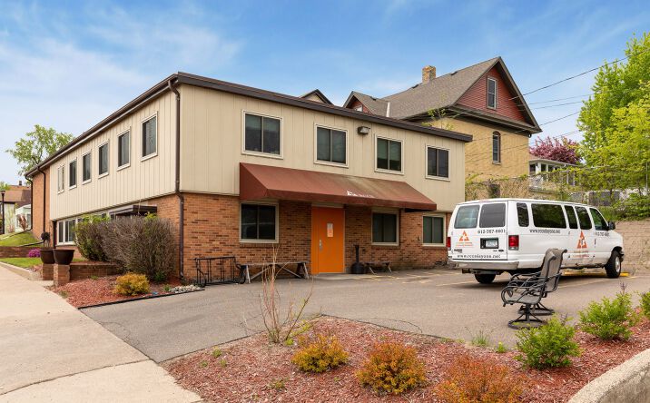 Pictures of Office property located at 800 N 42nd Ave / 4217 Aldrich Ave N., Minneapolis, MN 55412 for sales - image #1