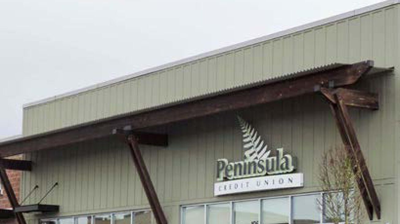 3 WA305, Poulsbo, WA 98370