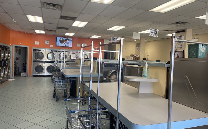 Pictures of Business for Sale, Retail property located at 6043 W Addison St, Chicago, IL 60634 for sales - image #1