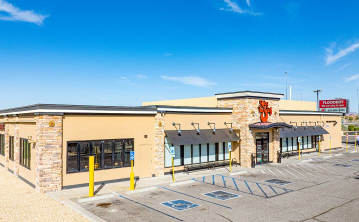 Pictures of Retail property located at 2611 N Telshor Blvd, Las Cruces, NM 88011 for sales - image #1
