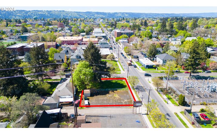Pictures of Land, Mixed Use property located at 84 NE Killingsworth St, Portland, OR 97211 for sales - image #1