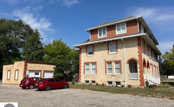 Pictures of Special Purpose property located at 421 N State Street, Alma, MI 48801 for sales - image #1