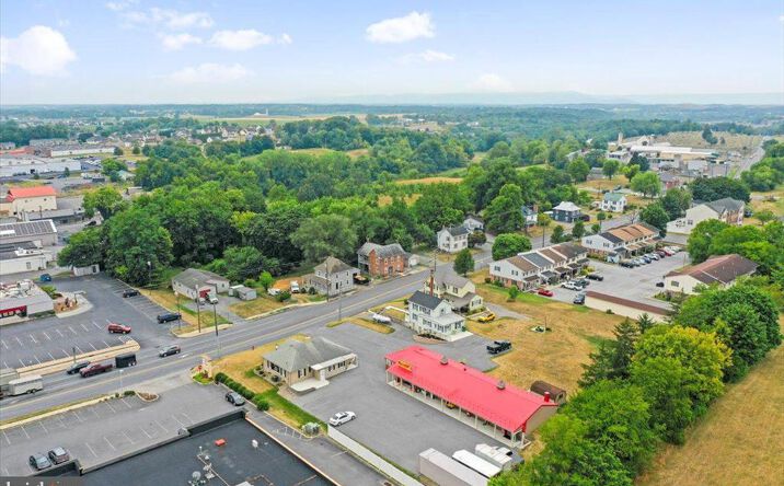 Pictures of Retail, Office, Mixed Use, Self Storage property located at 335 W Baltimore St, Greencastle, PA 17225 for sales - image #1