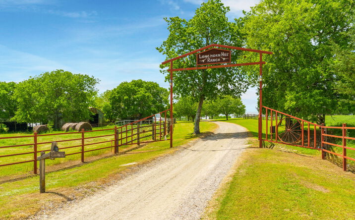 Pictures of Hospitality, Land, Mixed Use, Multifamily, Special Purpose property located at 8685 FM1827, Anna, TX 75409 for sales - image #1