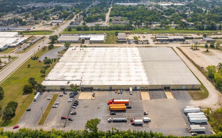Pictures of Industrial property located at 4200 39th Ave, Kenosha, WI 53144 for sales - image #1