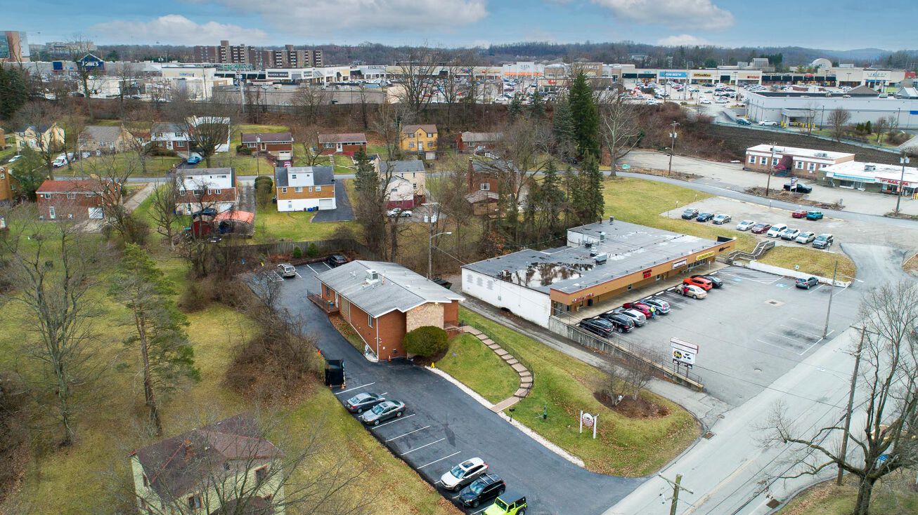 232 Center Rd, Monroeville, PA 15146