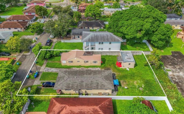 Pictures of Multifamily property located at 1725 NW 59th St, Miami, FL 33142 for sales - image #1