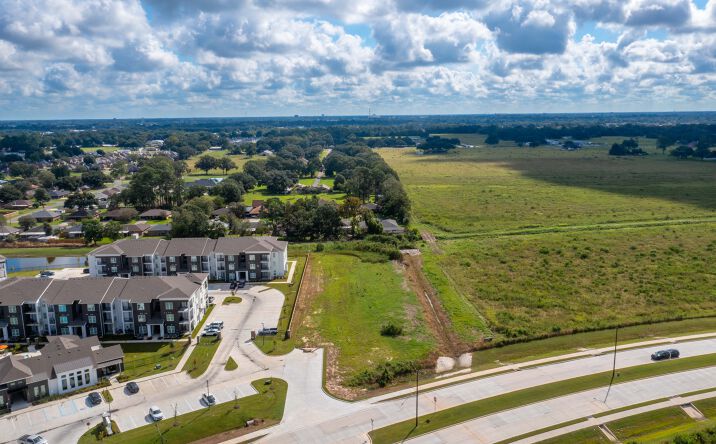Pictures of Land, Office, Retail property located at 1315 Apollo Road, Scott, LA 70583 for sales - image #1