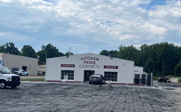 Pictures of Retail, Industrial property located at 969 Ohio Pike, Cincinnati, OH 45245 for sales - image #1
