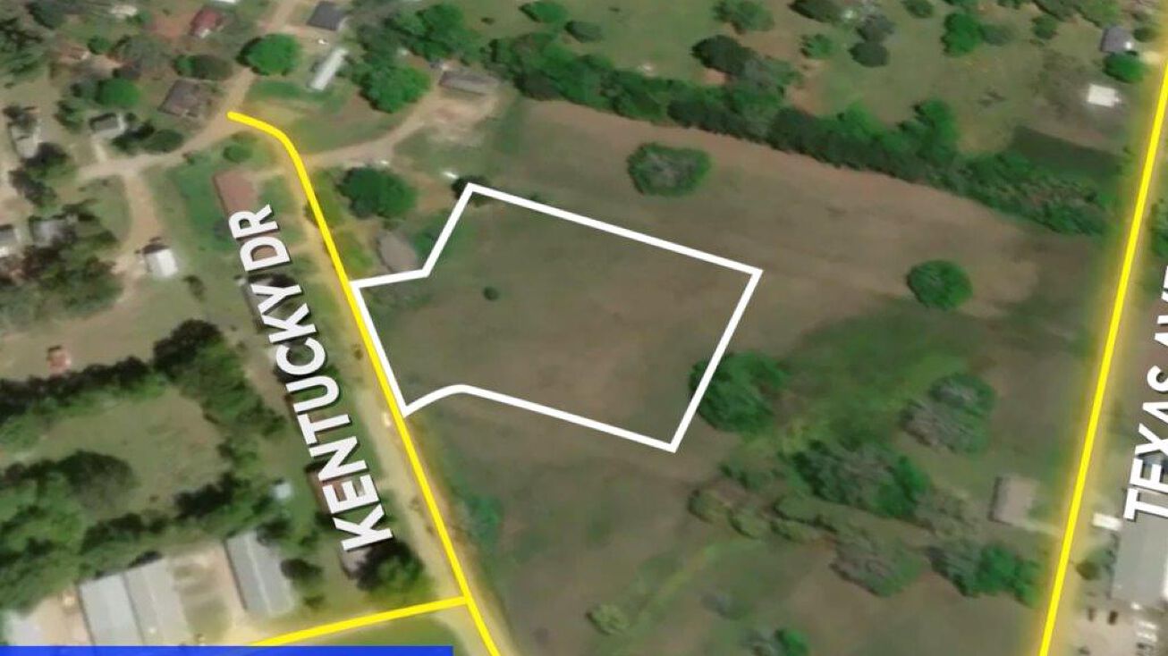 Pictures of Land property located at R18276 Kentucky Street, Crockett, TX 75835 for sales - image #1