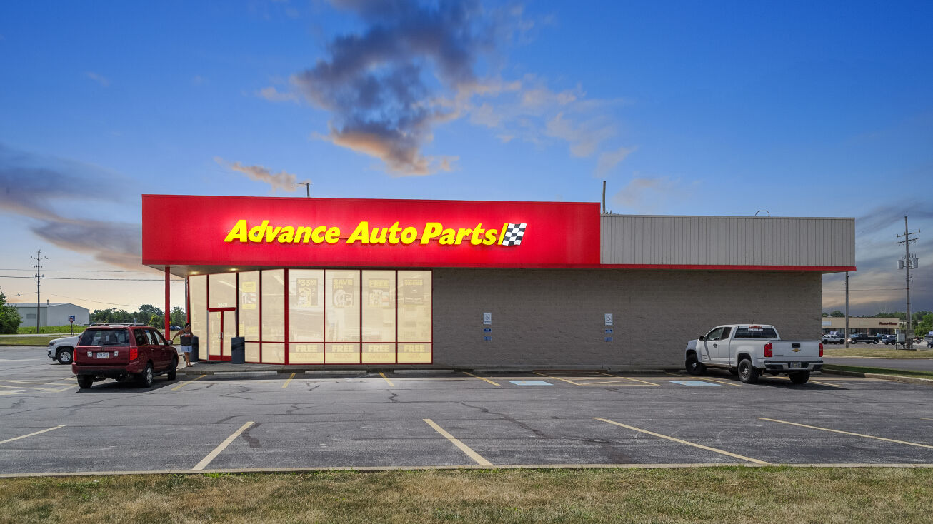 2040 E Harbor Rd, Port Clinton, OH 43452