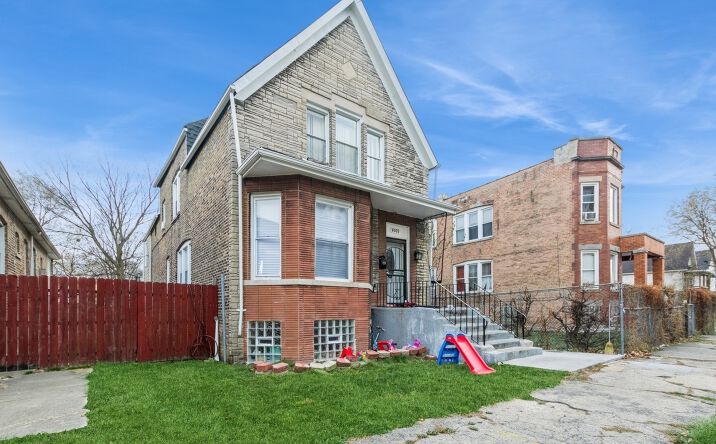 Pictures of Multifamily property located at 6927 S Hermitage Ave, Chicago, IL 60636 for sales - image #1