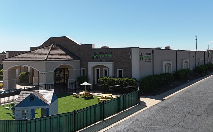 Pictures of Retail, Special Purpose property located at 3309 101st St, Lubbock, TX 79423 for comps - image #1
