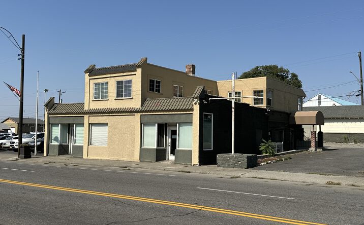 Pictures of Retail property located at 2515 E Sprague Ave, Spokane, WA 99202 for sales - image #1