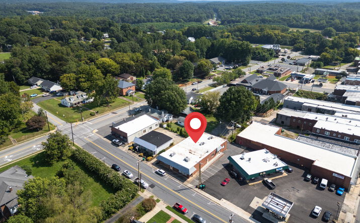 Pictures of Office property located at 108 N Franklin St, Madison, NC 27025 for sales - image #1