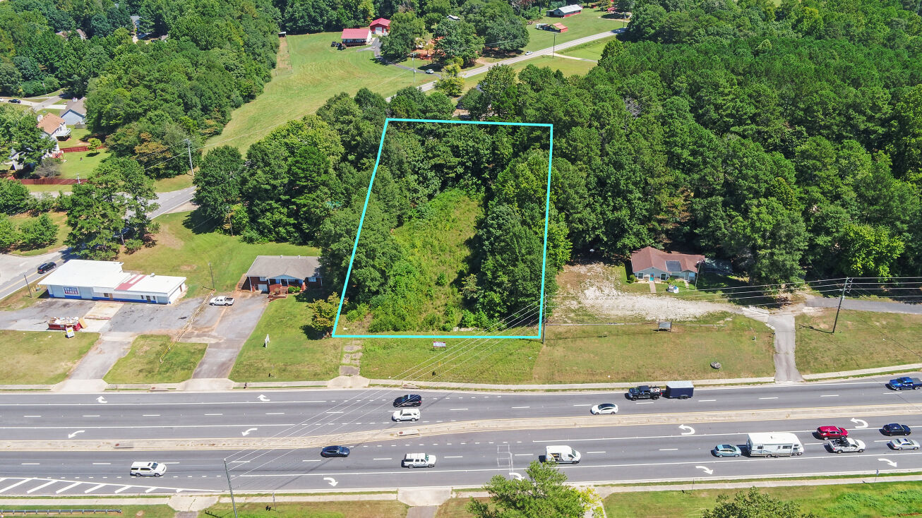 4319 Winder Hwy, Flowery Branch, GA 30542
