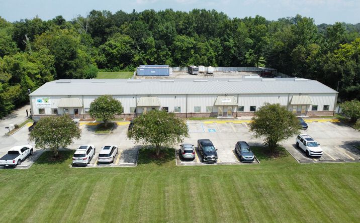 Pictures of Office, Industrial, Mixed Use property located at 3200 S Burnside Ave, Gonzales, LA 70737 for sales - image #1