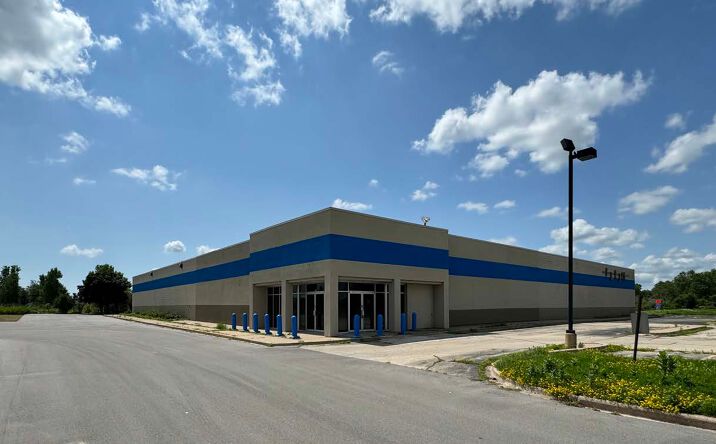 Pictures of Retail property located at 535 N Westhill Blvd, Appleton, WI 54914 for sales - image #1