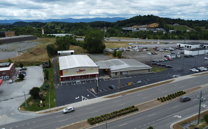 Pictures of Industrial, Land, Self Storage property located at 3057 Lee Hwy, Bristol, VA 24202 for sales - image #1