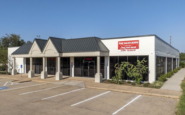 Pictures of Mixed Use, Office, Retail property located at 7440 Cypress Creek Pkwy, Houston, TX 77070 for sales - image #1