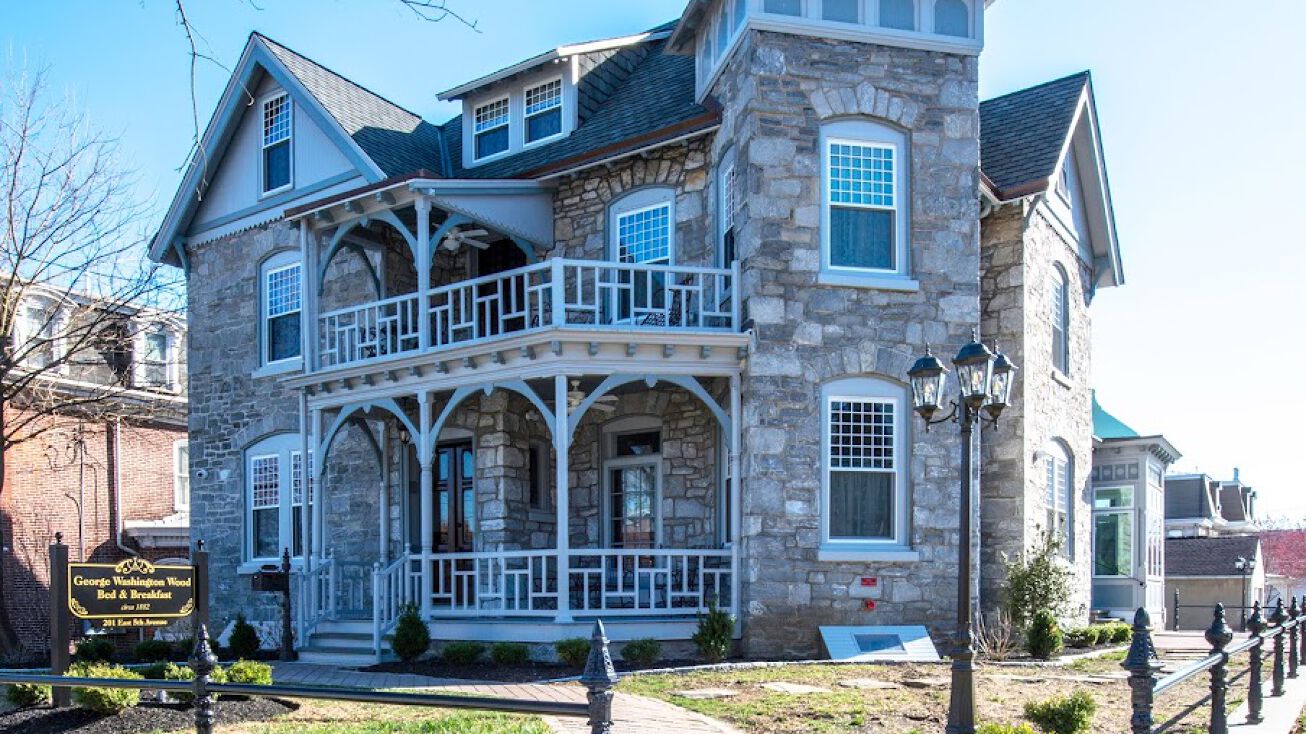 201 E 5th Ave, Conshohocken, PA 19428