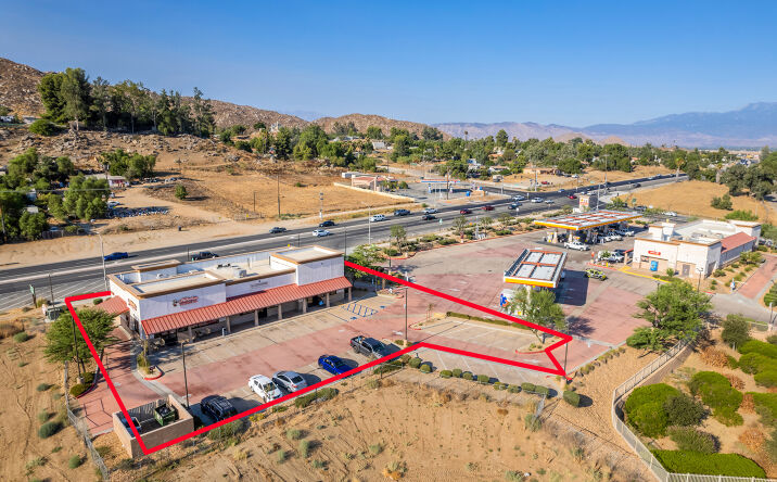 Pictures of Retail property located at 33389 CA-74, Hemet, CA 92545 for sales - image #1
