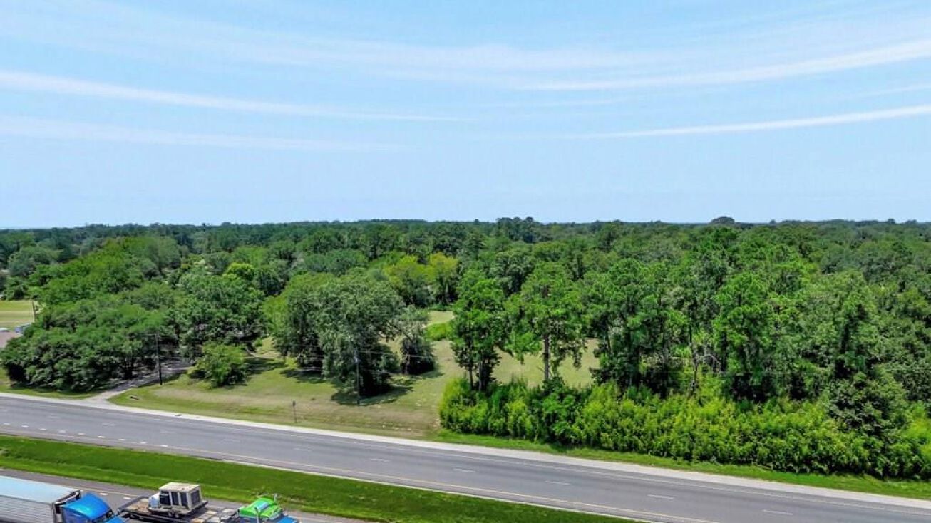 1305 N Temple Dr, Diboll, TX 75941