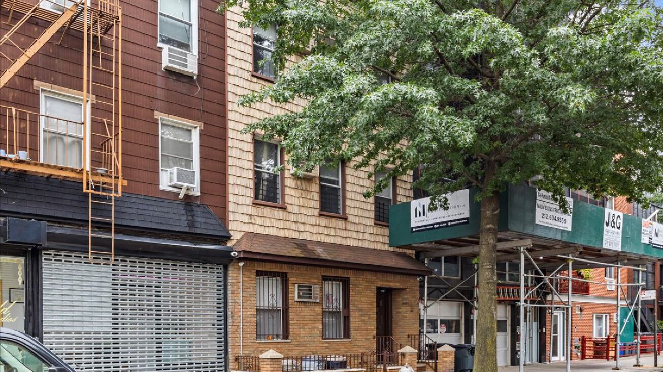 446 Humboldt St, Brooklyn, NY 11211