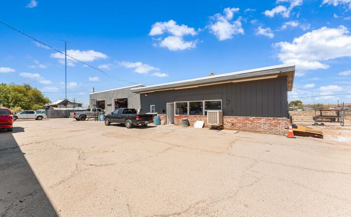 Pictures of Mixed Use property located at 27157 Twenty Mule Team Rd, Boron, CA 93516 for sales - image #1