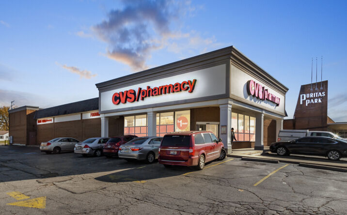 Pictures of Retail property located at 14025 Puritas Ave, Cleveland, OH 44135 for sales - image #1