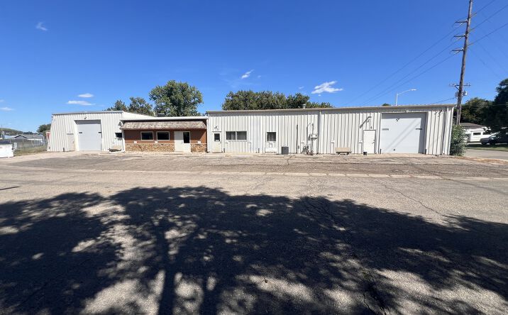 Pictures of Industrial, Office property located at 803 Adobe Trail SE, Mandan, ND 58554 for sales - image #1