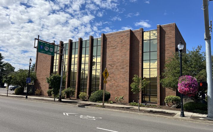 Pictures of Office property located at 220 6th Avenue SW, Albany, OR 97321 for sales - image #1