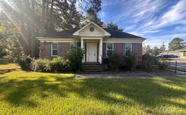 Pictures of Office, Land property located at 416 E 3rd Ave, Cordele, GA 31015 for sales - image #1