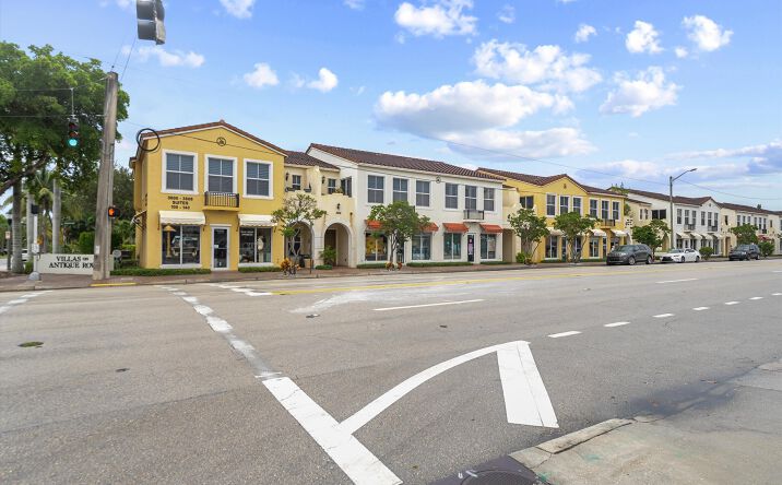 Pictures of Mixed Use property located at 3606 S Dixie Hwy 130 Highway S, West Palm Beach, FL 33405 for sales - image #1