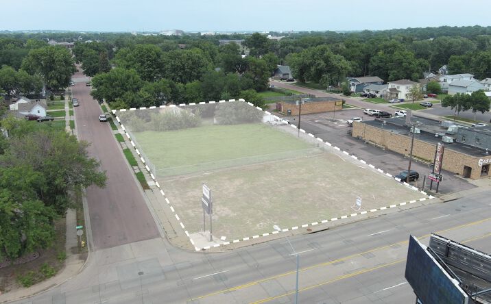 Pictures of Land, Retail property located at 2210 W 12th St, Sioux Falls, SD 57104 for sales - image #1