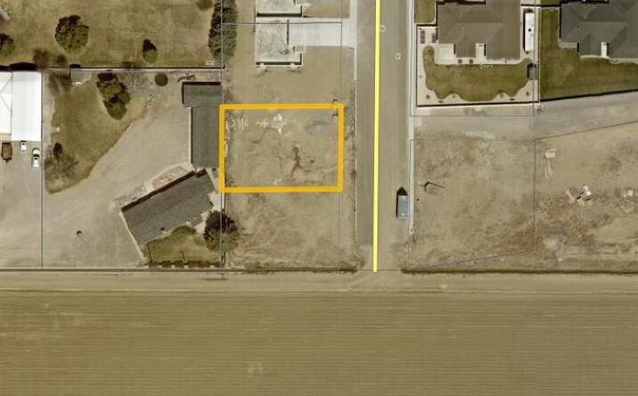 Pictures of Land property located at 470 Oakwood Dr, Powell, WY 82435 for sales - image #1